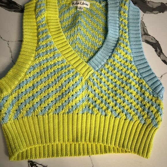 FOR LOVE & LEMONS Sweater Vest Top Medium - Picture 2 of 4